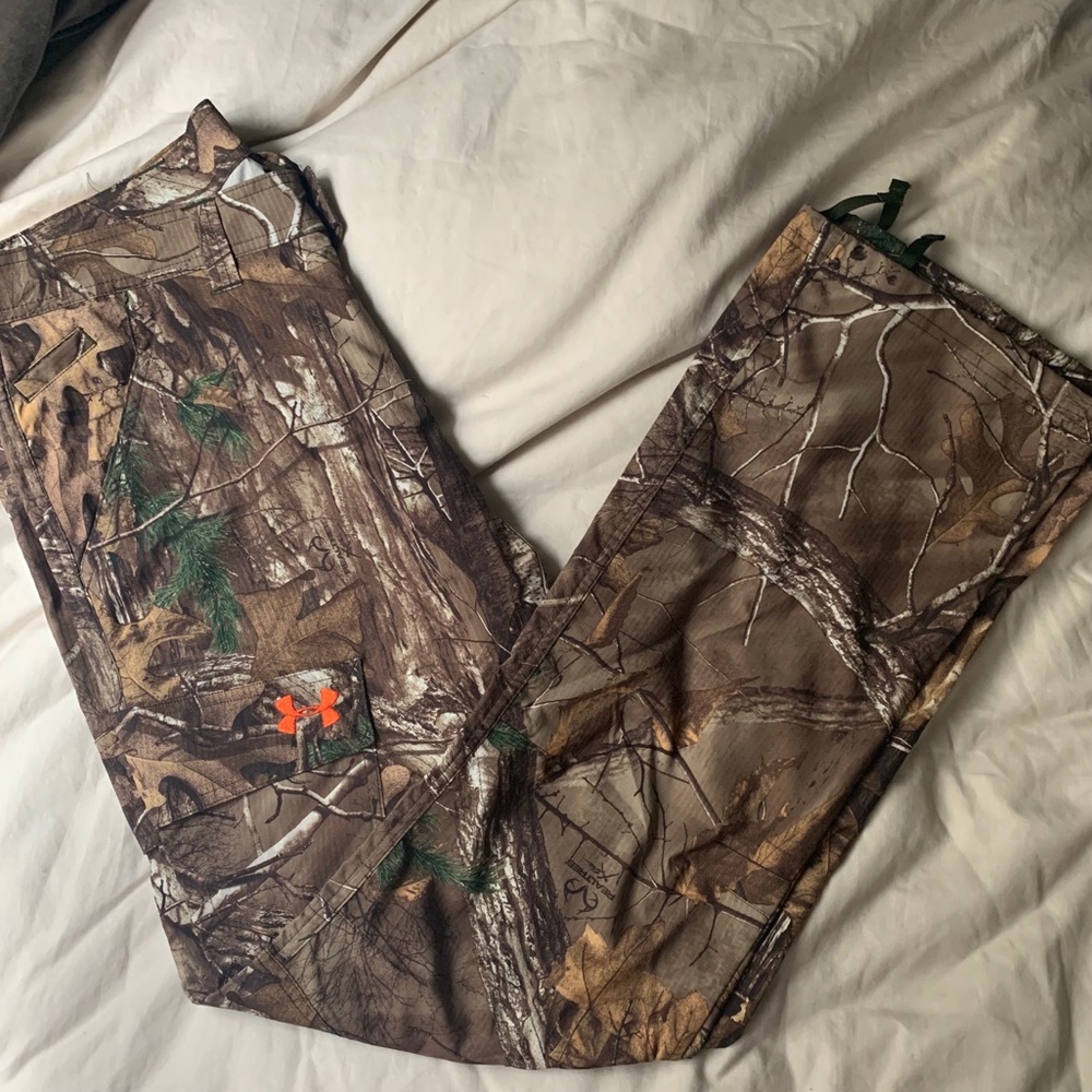 camo cargo pants